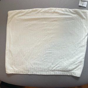 Women's American Eagle Soft & Sexy Ribbed Tube Top in White. Size Medium